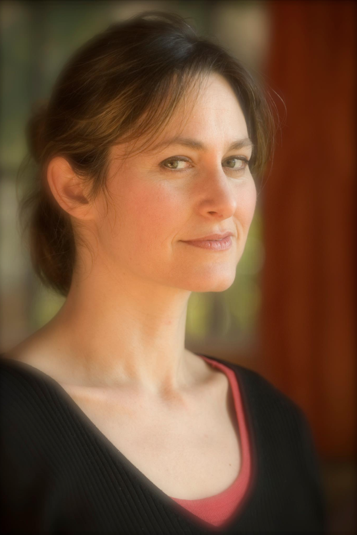 sarah spector at her easel